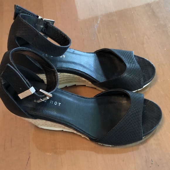 Women’s shoes US Size 8.5 - Picture 5 of 13